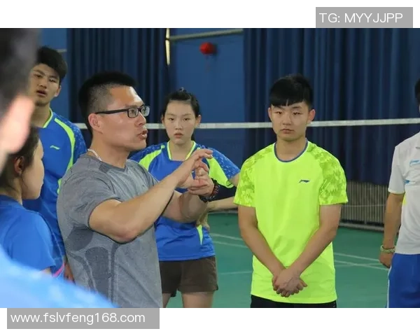 广州羽毛球队耐力训练的深度解析与提升策略探讨 广州羽毛球队耐力训练的深度解析与提升策略探讨