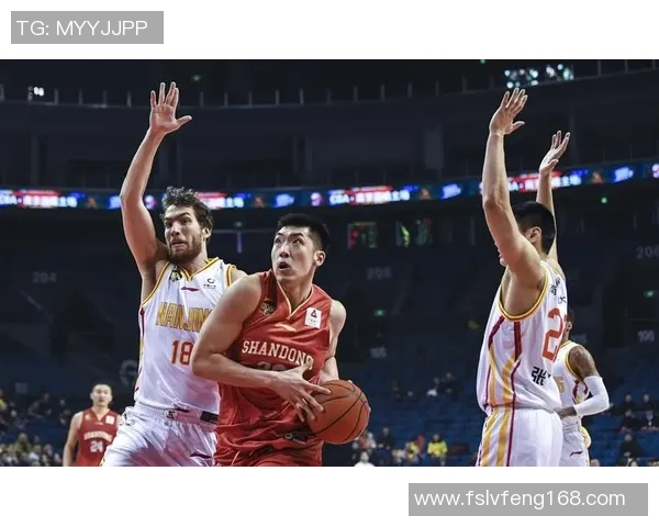 赛后分析南京篮球队与武汉篮球队的战术灵活性与应变能力探讨